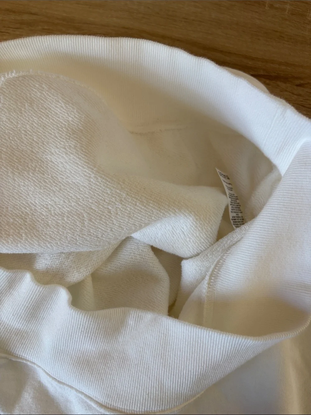Aritzia TNA Terry Sweatfleece Hoodie White EUC MSRP $95